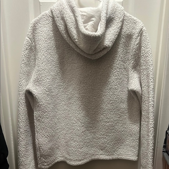 Fila White Neck Sweater with Cozy Texture - Picture 4 of 4